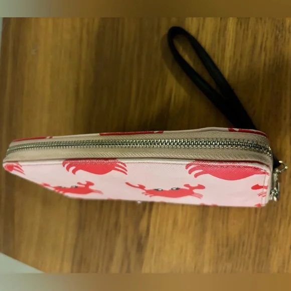 Betsey Johnson crab-themed wallet and wristlet pre loved slight wear - Picture 8 of 13